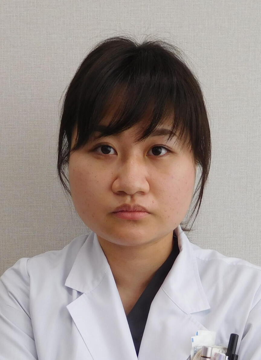 神経内科/加倉井 綾香医師